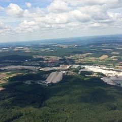Flugwegposition um 11:25:49: Aufgenommen in der Nähe von Amberg-Sulzbach, Deutschland in 1009 Meter